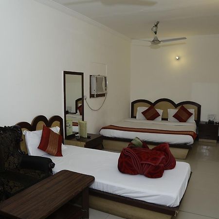 Hotel Vishal New Delhi Eksteriør bilde