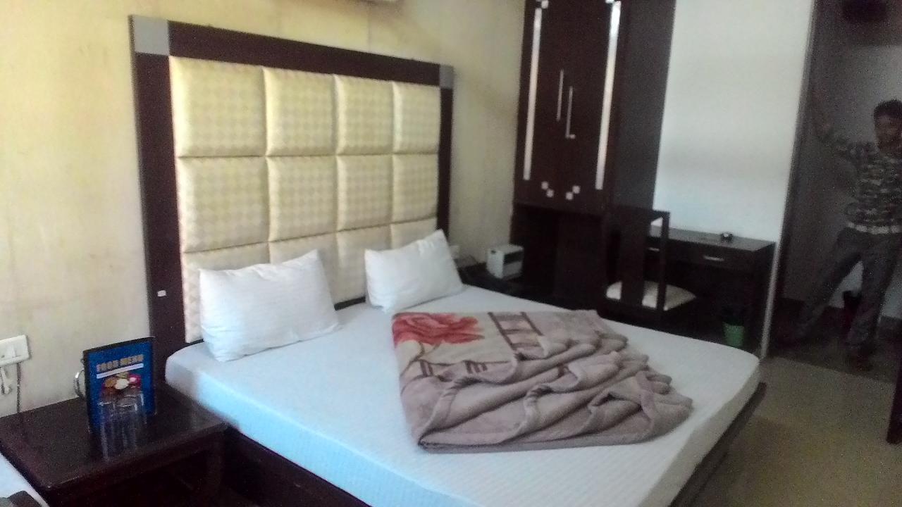 Hotel Vishal New Delhi Eksteriør bilde